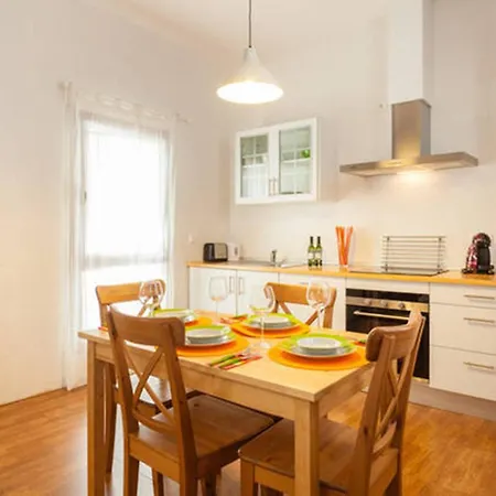 Sherry Center Apartment